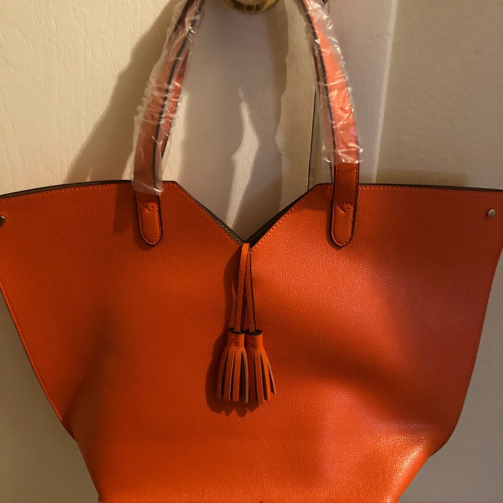 Neiman Marcus large bag like beach bag